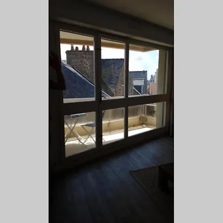 Apartment Grand Studio De Charme Acces Plage Du Sillon Saint-Malo